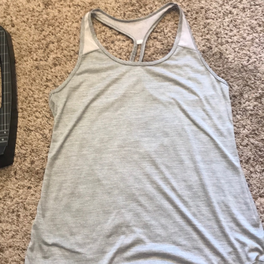 workout tank top